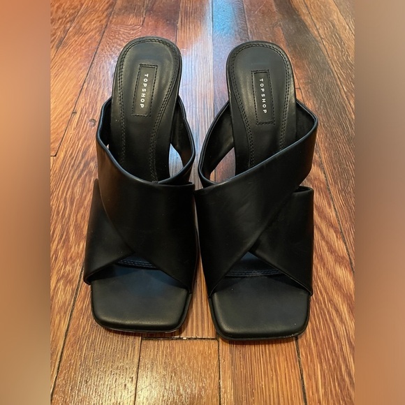 Topshop Skyla Slide Sandal - Picture 2 of 7